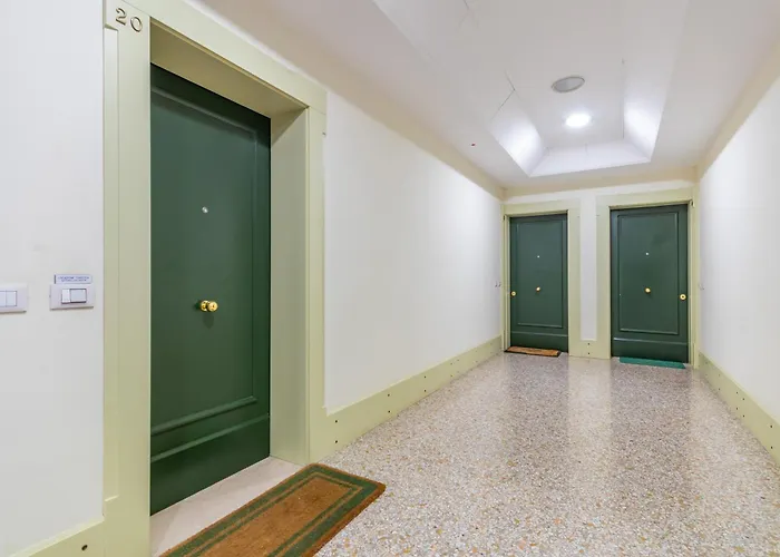 Guesthost - Giudecca Elegant With Stunning Lagoon View! Venezia